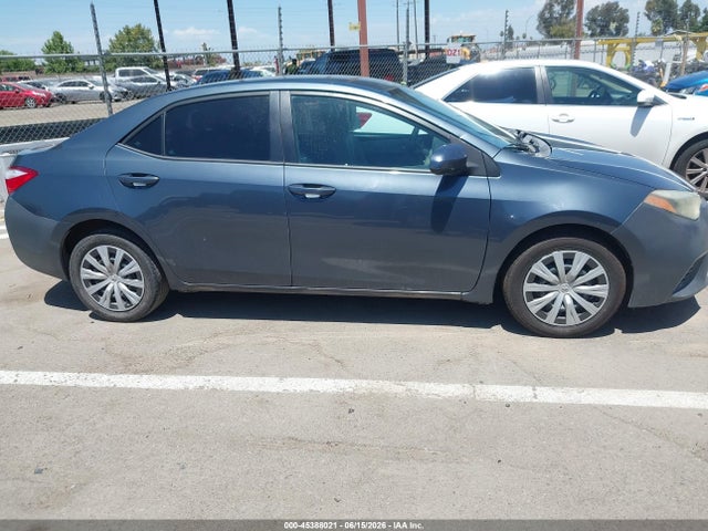 2015 Toyota Corolla Le მანქანა იყიდება აუქციონზე, vin: 5YFBURHE9FP333653, აუქციონის ნომერი: 45388021