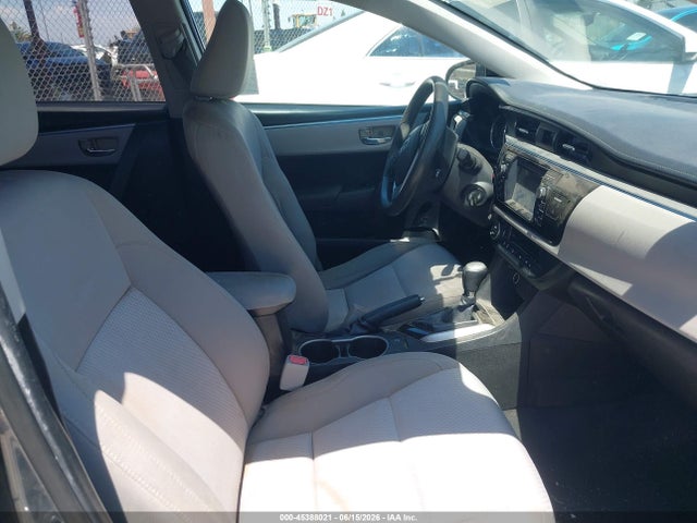 2015 Toyota Corolla Le მანქანა იყიდება აუქციონზე, vin: 5YFBURHE9FP333653, აუქციონის ნომერი: 45388021