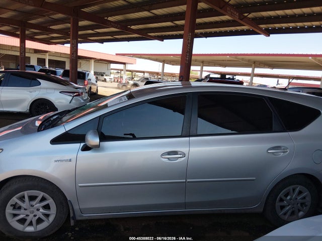 JTDZN3EU4E3357399 Toyota Prius V Three
