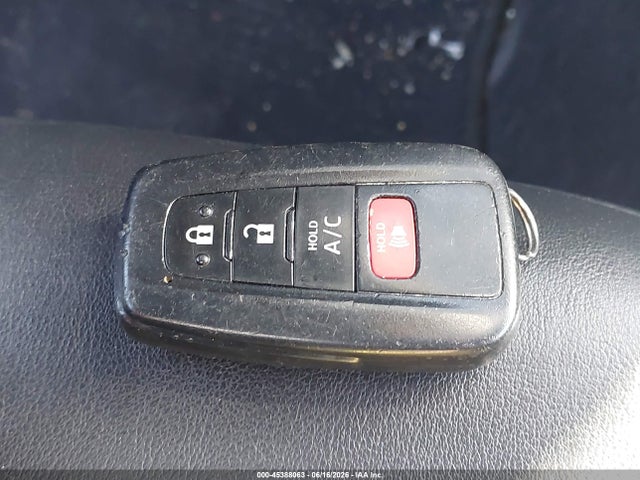 JTDKAMFP5M3164849 Toyota Prius Prime Xle