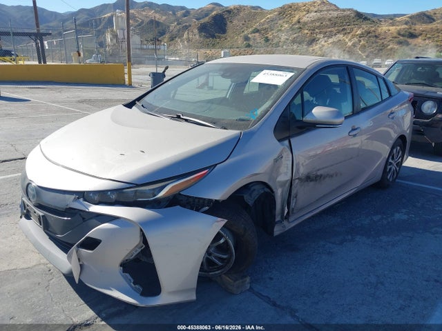 JTDKAMFP5M3164849 Toyota Prius Prime Xle