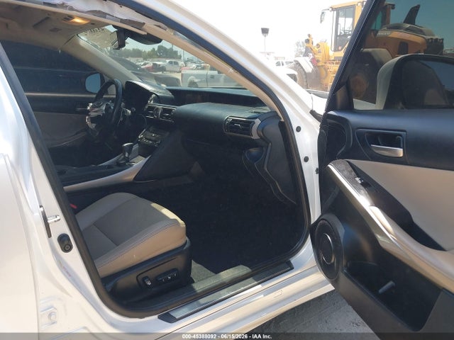 Продажа на аукционе авто 2017 Lexus Is 200t, vin: JTHBA1D27H5058725, номер лота: 45388092