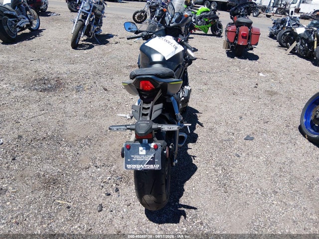 2026 Honda Cbr650 R მანქანა იყიდება აუქციონზე, vin: MLHRH1556T5200976, აუქციონის ნომერი: 45388138