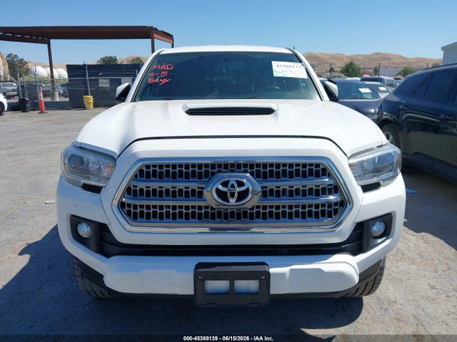 5TFRZ5CN9HX023894 Toyota Tacoma Trd Sport