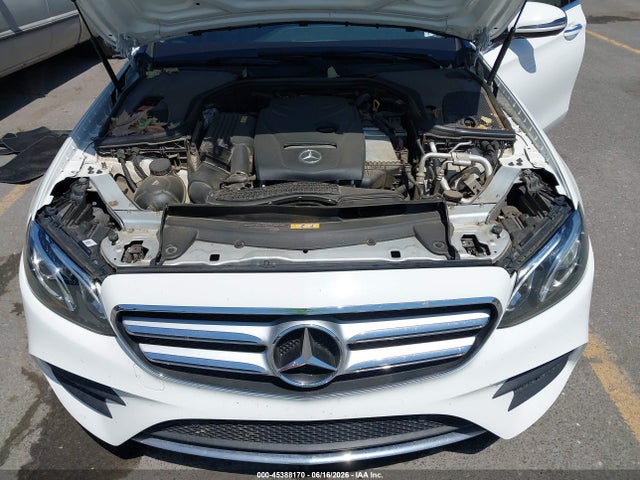 WDDZF4JB4HA060677 Mercedes-Benz E 300