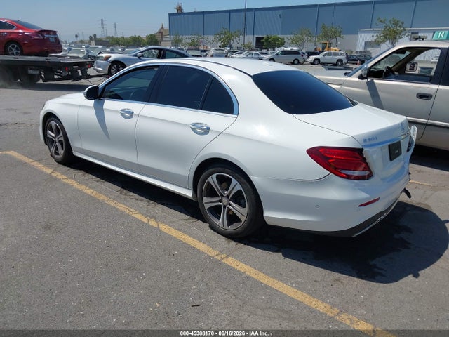 WDDZF4JB4HA060677 Mercedes-Benz E 300