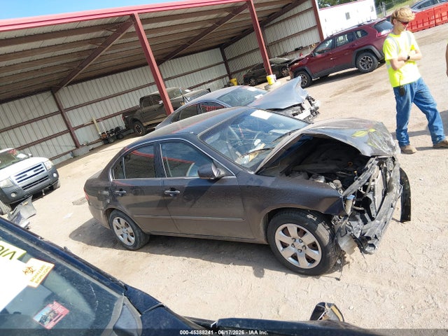 2008 Kia Optima Lx მანქანა იყიდება აუქციონზე, vin: KNAGE123285257346, აუქციონის ნომერი: 45388241