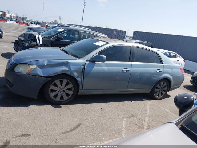 45388250 :رقم المزاد ، 4T1BK36BX6U145752 vin ، 2006 Toyota Avalon Touring مزاد بيع