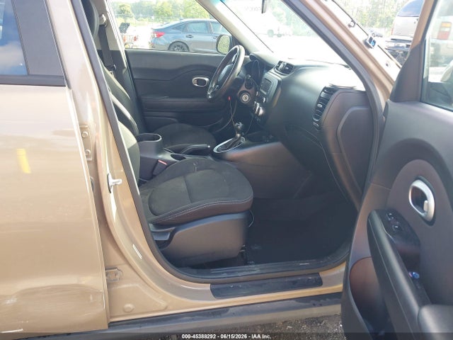Продаж на аукціоні авто 2015 Kia Soul, vin: KNDJN2A26F7120693, номер лоту: 45388292
