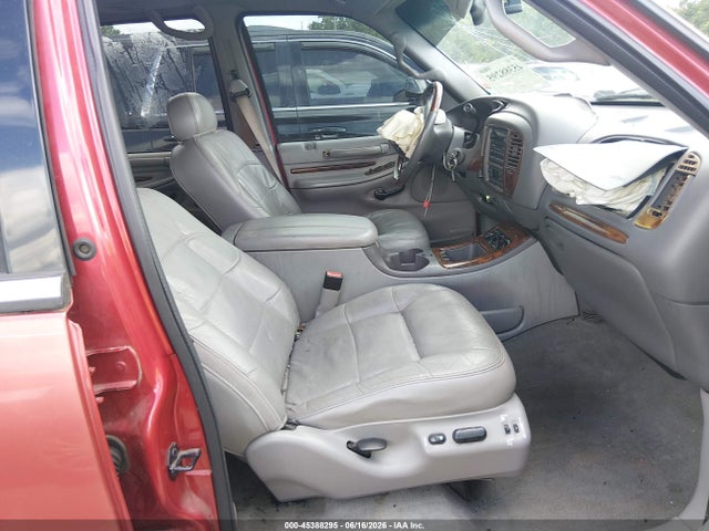 45388295 :رقم المزاد ، 5LMFU28R62LJ11224 vin ، 2002 Lincoln Navigator مزاد بيع