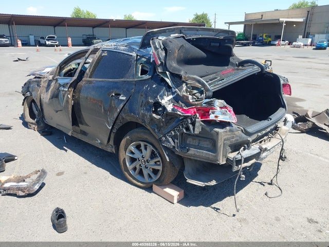 KIA Optima Lx 2019 5XXGT4L30KG324859 Image 3