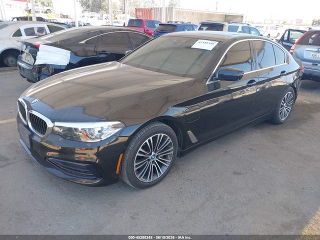BMW 530e Iperformance 2019 WBAJA9C55KB254868 Image 2
