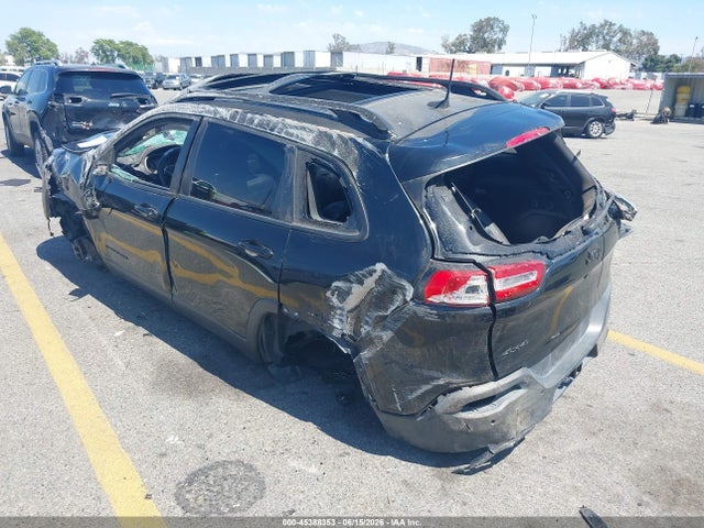 1C4PJMDXXJD540959 Jeep Cherokee Limited 4x4