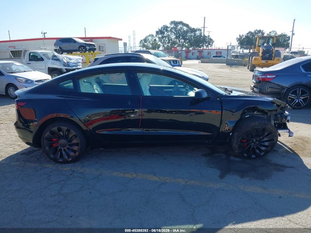 45388392 :رقم المزاد ، 5YJ3E1EC1PF669929 vin ، 2023 Tesla Model 3 Performance Dual Motor All-wheel Drive مزاد بيع
