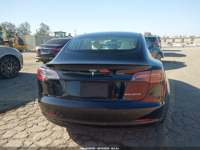 45388392 :رقم المزاد ، 5YJ3E1EC1PF669929 vin ، 2023 Tesla Model 3 Performance Dual Motor All-wheel Drive مزاد بيع