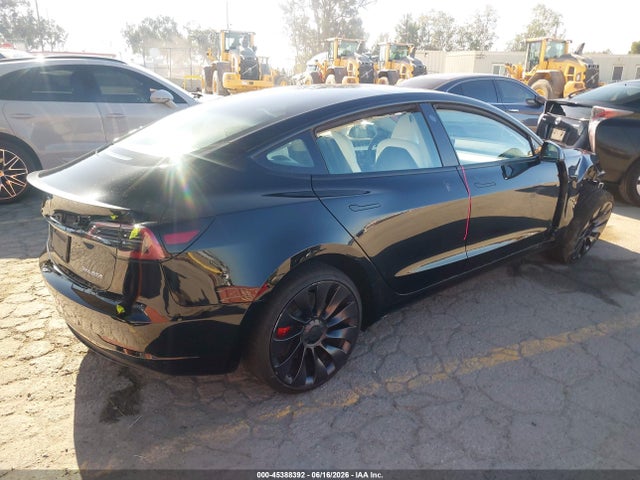 45388392 :رقم المزاد ، 5YJ3E1EC1PF669929 vin ، 2023 Tesla Model 3 Performance Dual Motor All-wheel Drive مزاد بيع