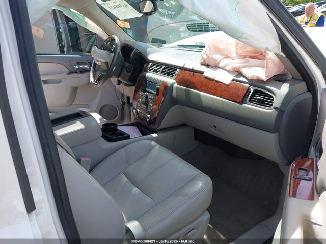 Aukcja sprzedaży 2013 Chevrolet Tahoe Lt, vin: 1GNSKBE05DR297606, numer aukcji: 45388421