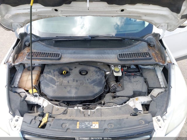 45388482 :رقم المزاد ، 1FMCU9J90GUB89718 vin ، 2016 Ford Escape Titanium مزاد بيع