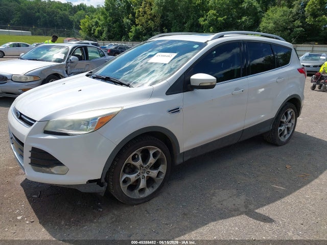 45388482 :رقم المزاد ، 1FMCU9J90GUB89718 vin ، 2016 Ford Escape Titanium مزاد بيع