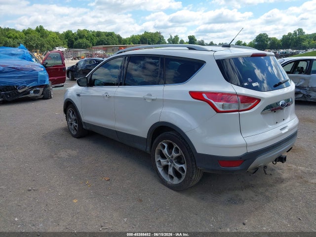 45388482 :رقم المزاد ، 1FMCU9J90GUB89718 vin ، 2016 Ford Escape Titanium مزاد بيع