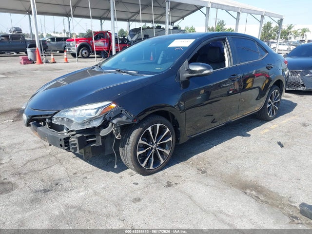 Toyota COROLLA SE 2017 5YFBURHE3HP675960 Image 2