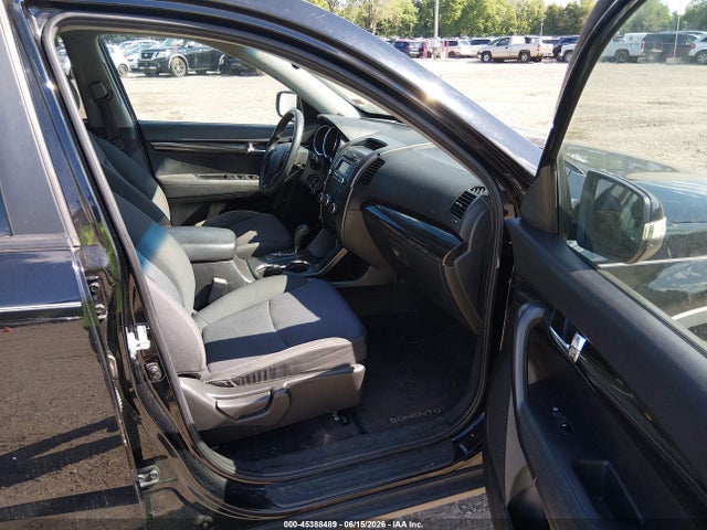 45388489 :رقم المزاد ، 5XYKTDA16BG063776 vin ، 2011 Kia Sorento Lx مزاد بيع