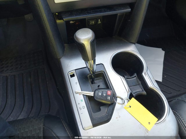 4T1BF1FK6EU389664 Toyota CAMRY SE
