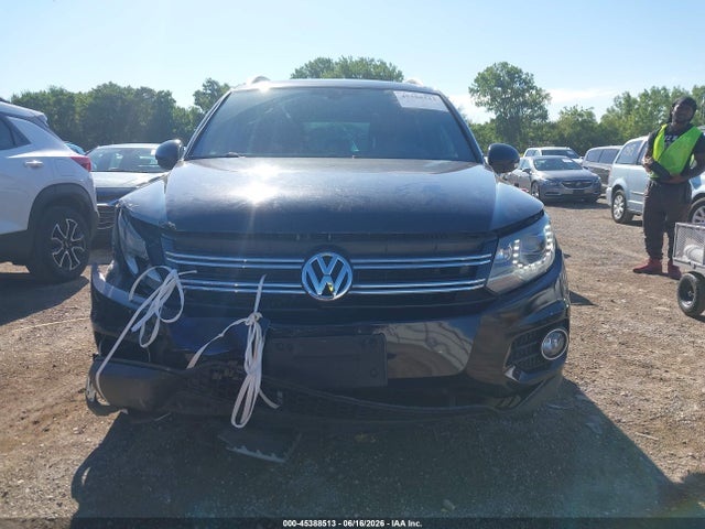2014 Volkswagen Tiguan R-line მანქანა იყიდება აუქციონზე, vin: WVGBV3AX5EW099793, აუქციონის ნომერი: 45388513