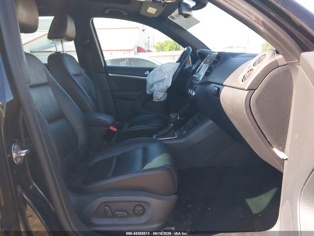 2014 Volkswagen Tiguan R-line მანქანა იყიდება აუქციონზე, vin: WVGBV3AX5EW099793, აუქციონის ნომერი: 45388513