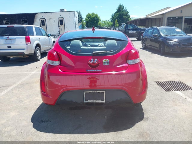 2013 Hyundai Veloster Base W/gray მანქანა იყიდება აუქციონზე, vin: KMHTC6AD6DU096574, აუქციონის ნომერი: 45388542