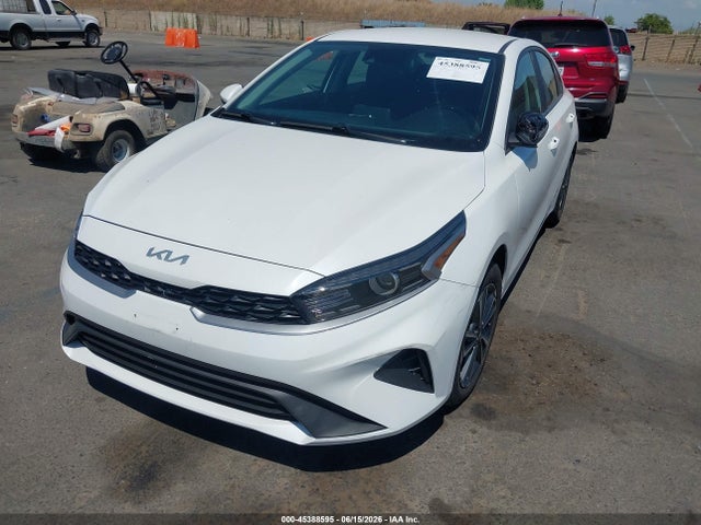 KIA Forte Lxs 2024 3KPF24AD2RE702032 Image 2