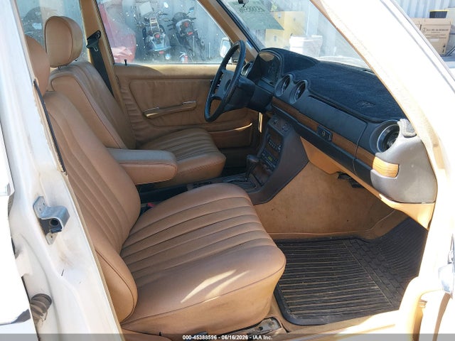 Aukcja sprzedaży 1984 Mercedes-benz 300 Dt, vin: WDBAB33A4EA161858, numer aukcji: 45388596