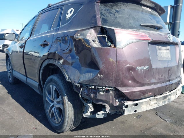 Toyota RAV4 LE 2018 2T3ZFREV2JW511303 Image 18