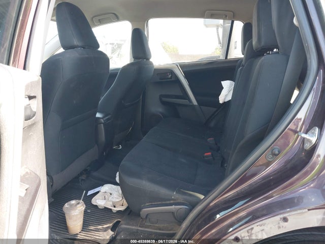 Toyota RAV4 LE 2018 2T3ZFREV2JW511303 Image 8