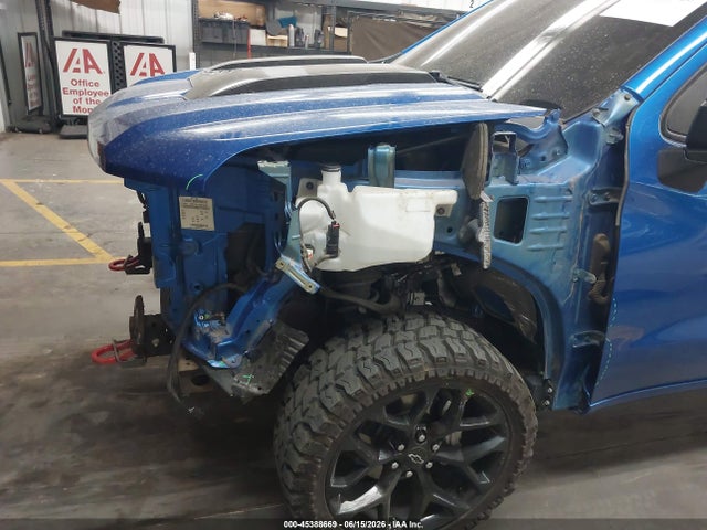 3GCPDCED1NG522106 Chevrolet Silverado 1500 4wd Short Bed Custom Trail Boss