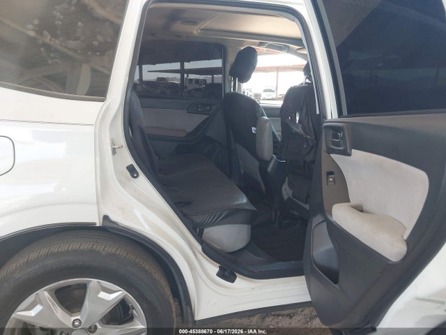 JF2SJADC8FH551160 Subaru Forester 2.5i Premium