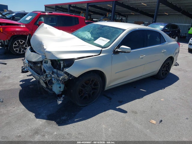 Chevrolet MALIBU 1LT 2015 1G11C5SL3FF304311 Image 2