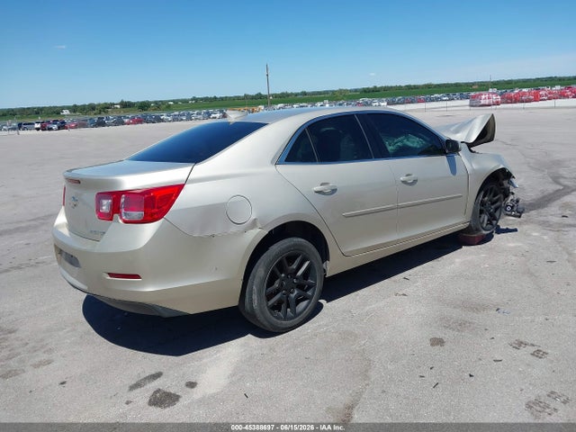 Chevrolet MALIBU 1LT 2015 1G11C5SL3FF304311 Image 4
