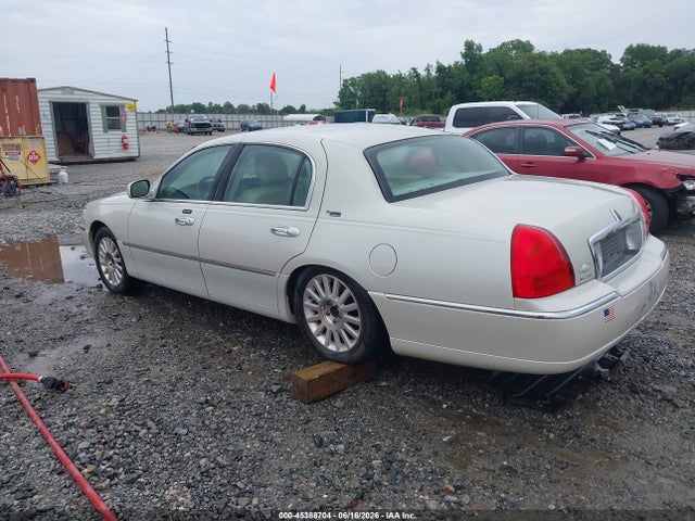 Продажа на аукционе авто 2007 Lincoln Town Car, vin: 1LNHM82V37Y620055, номер лота: 45388704