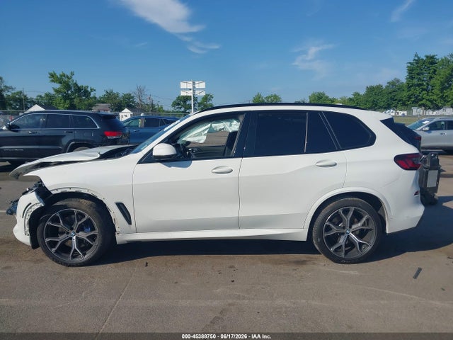 Продажа на аукционе авто 2022 Bmw X5 Xdrive40i, vin: 5UXCR6C08N9K31098, номер лота: 45388750