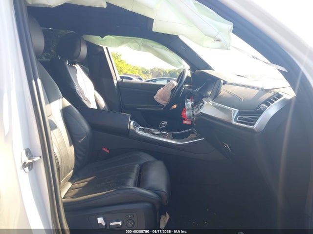 Продажа на аукционе авто 2022 Bmw X5 Xdrive40i, vin: 5UXCR6C08N9K31098, номер лота: 45388750