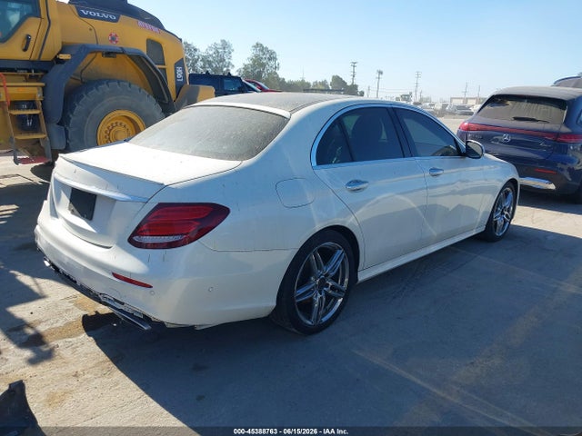 WDDZF4JB2KA617867 Mercedes-Benz E 300