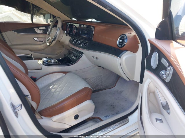 WDDZF4JB2KA617867 Mercedes-Benz E 300