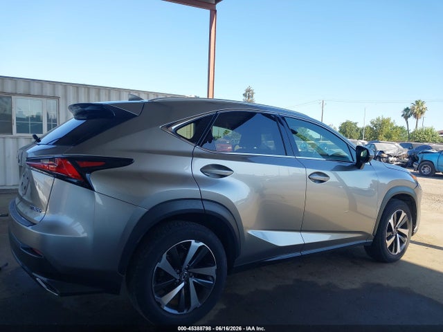Lexus NX 300 2018 JTJBARBZ2J2151205 Image 13