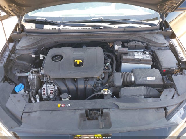 Hyundai Elantra Value Edition 2019 5NPD84LF5KH416052 Image 10