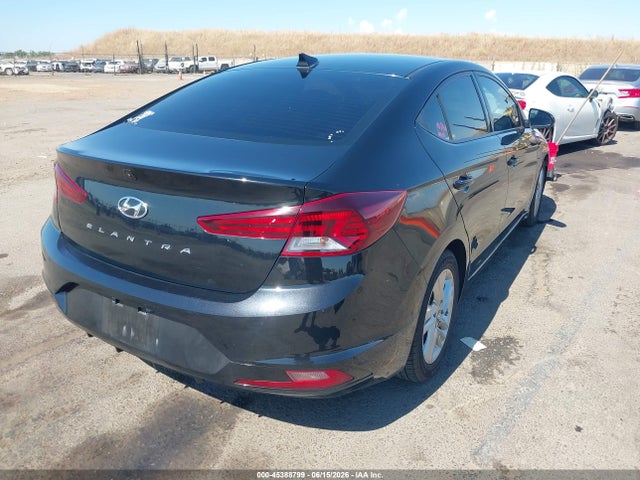 Hyundai Elantra Value Edition 2019 5NPD84LF5KH416052 Image 4
