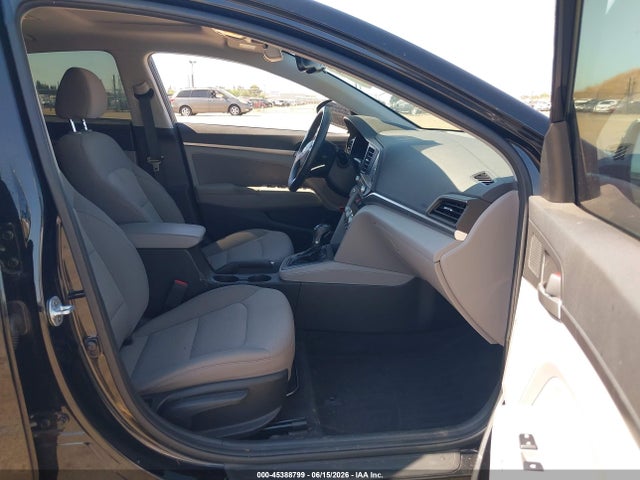 Hyundai Elantra Value Edition 2019 5NPD84LF5KH416052 Image 5