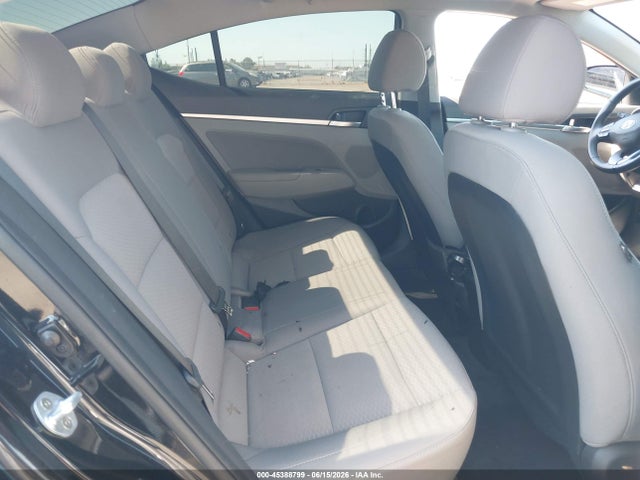 Hyundai Elantra Value Edition 2019 5NPD84LF5KH416052 Image 8