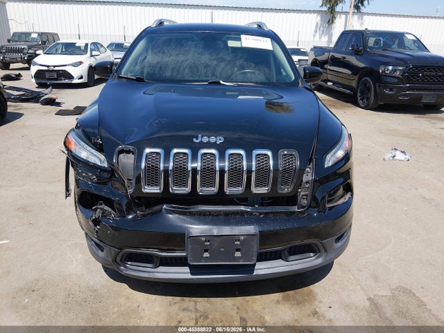 Продажа на аукционе авто 2018 Jeep Cherokee Latitude Plus Fwd, vin: 1C4PJLLB3JD560924, номер лота: 45388822