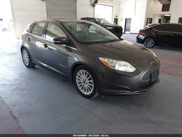 Ford FOCUS ELECTRIC 2018 1FADP3R46JL296118 Image 1